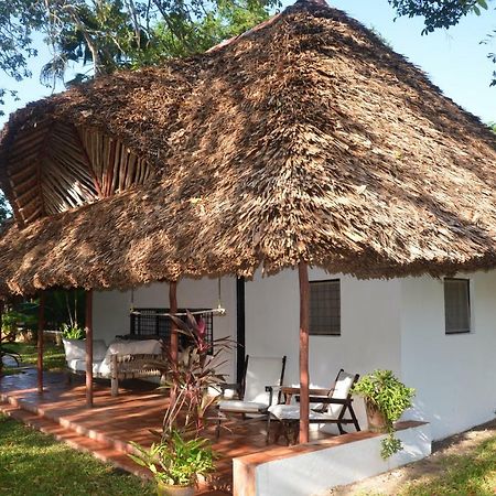 Diani House Hotell Diani Beach Eksteriør bilde